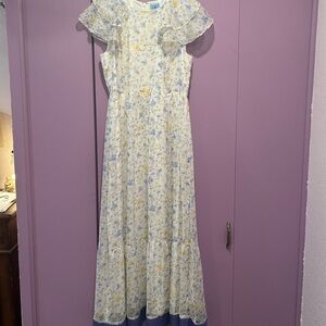 CeCe White Floral Maxi Dress 👗 with Solid Border at bottom